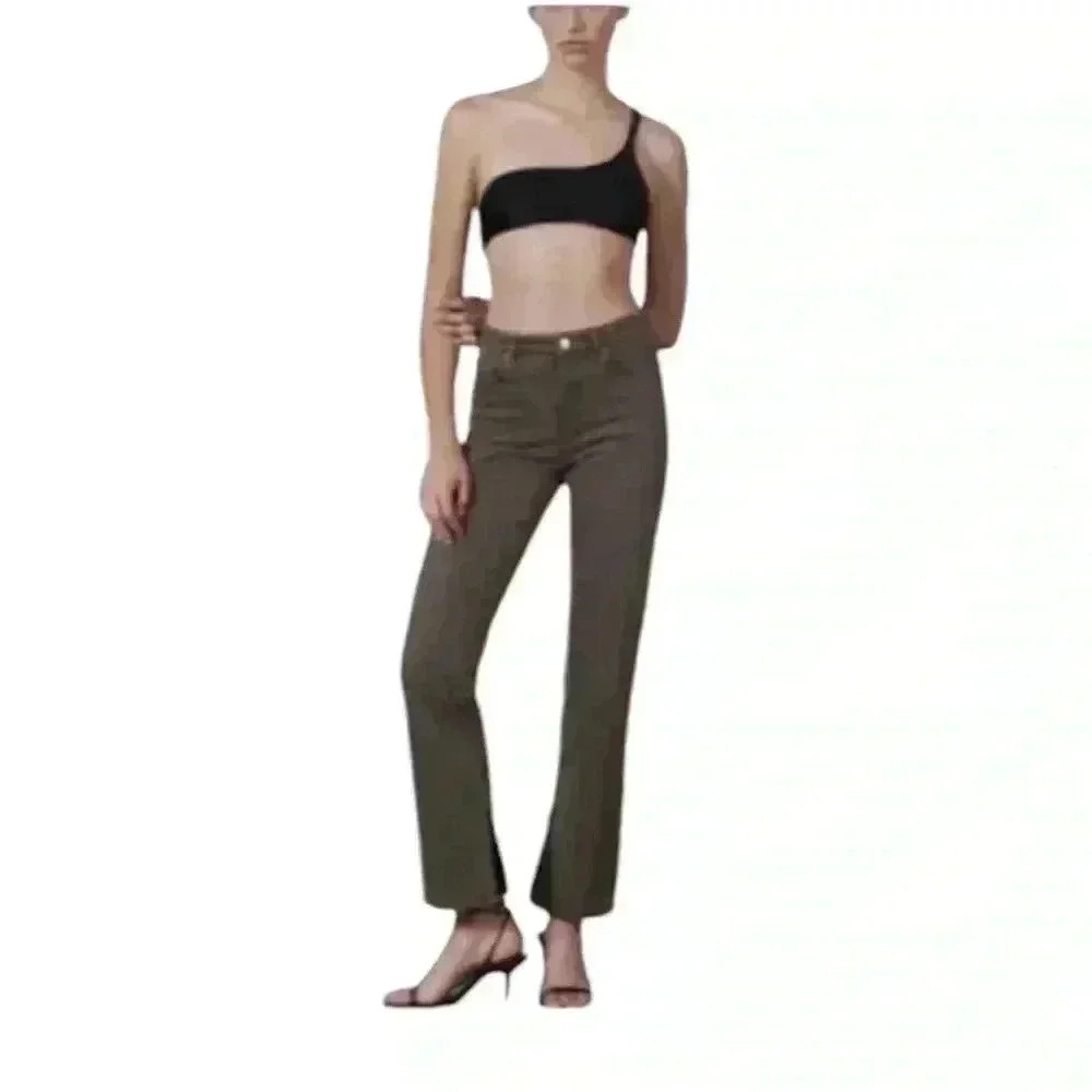 Zara Women’s size 10 mocha brown high rise split hem jean.VGUC